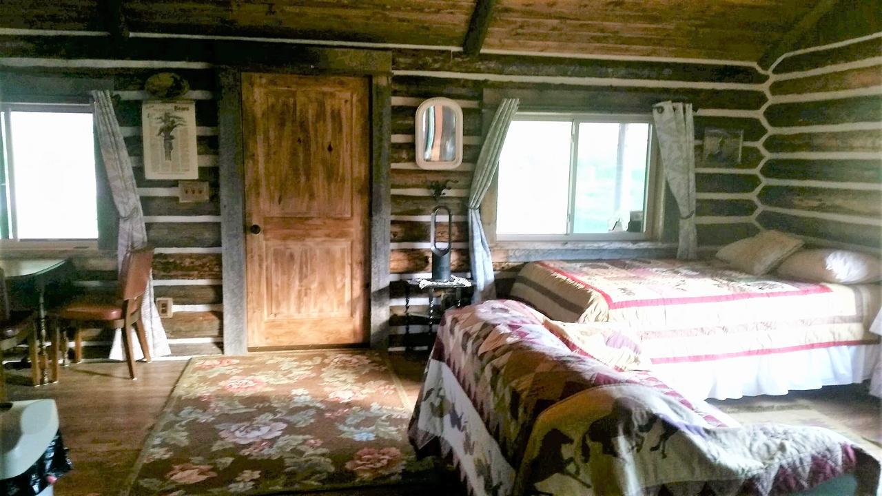 Creek Cabin Gardiner Exterior photo